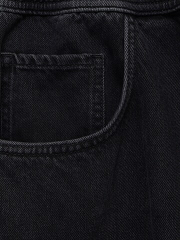 Pull&Bear Regular Jeans i svart