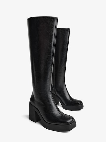 Bottes Bershka en noir : devant