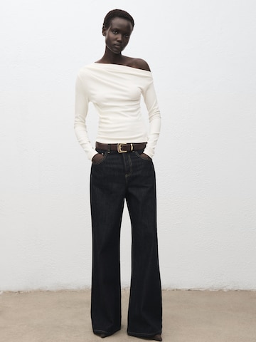 Tricou 'LIMA' de la MANGO pe alb