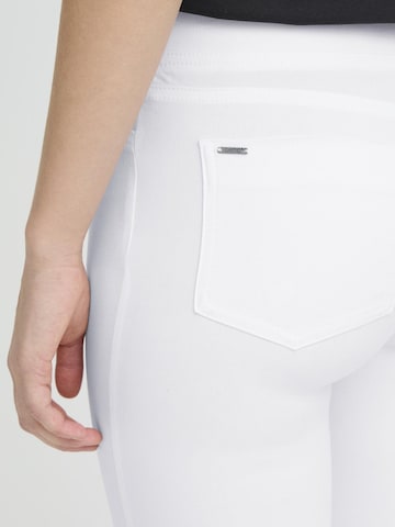 Oxmo Slim fit Trousers 'Keily' in White