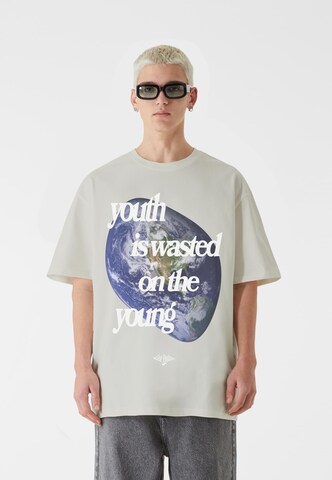 Lost Youth Shirt 'World' in Grau: Vorderseite