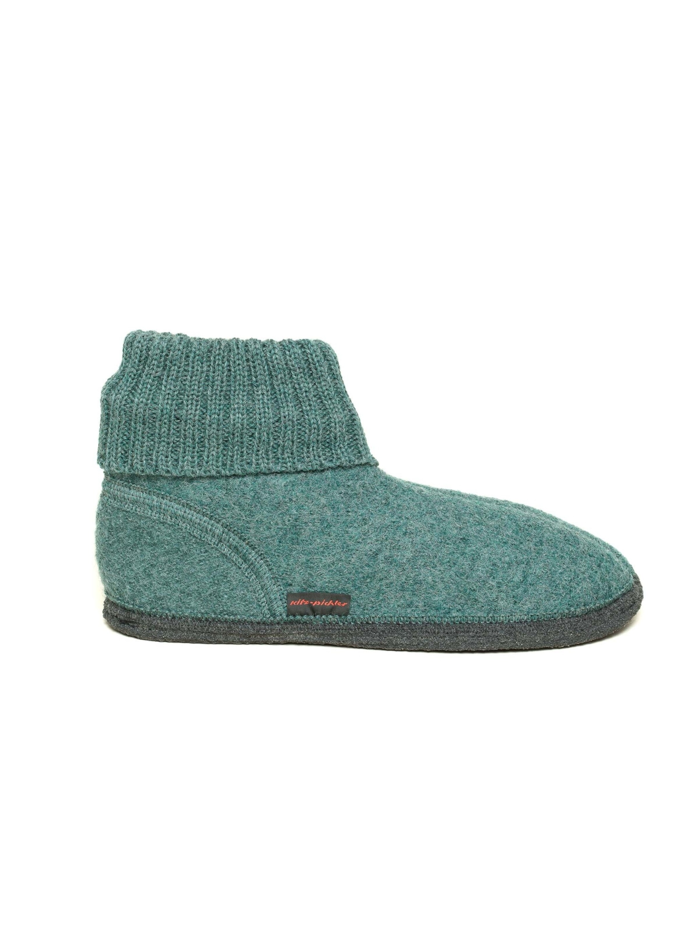 kitz-pichler Slippers 'Hüttenschuh Oetz' in Green