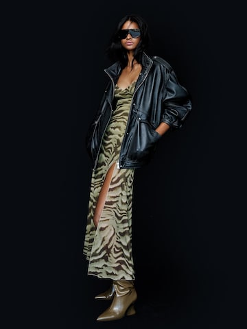 Abito di Bershka in verde