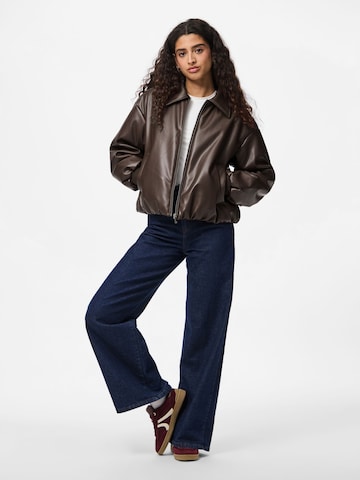 Veste mi-saison PIECES en marron
