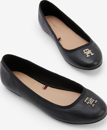 TOMMY HILFIGER Ballerina in Schwarz