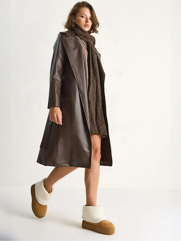 Bianco Lucci Tussenmantel in Bruin