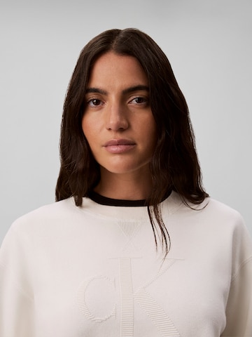 Pull-over Calvin Klein Jeans en blanc