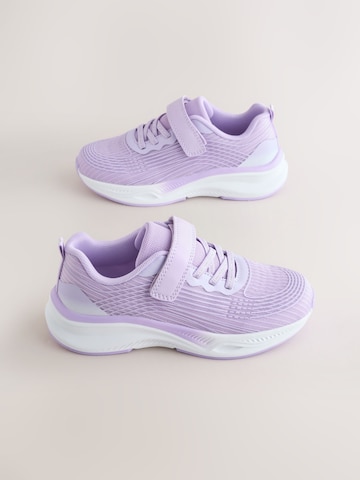 Next Sneaker in Lila