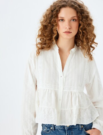 Koton Bluse in Beige