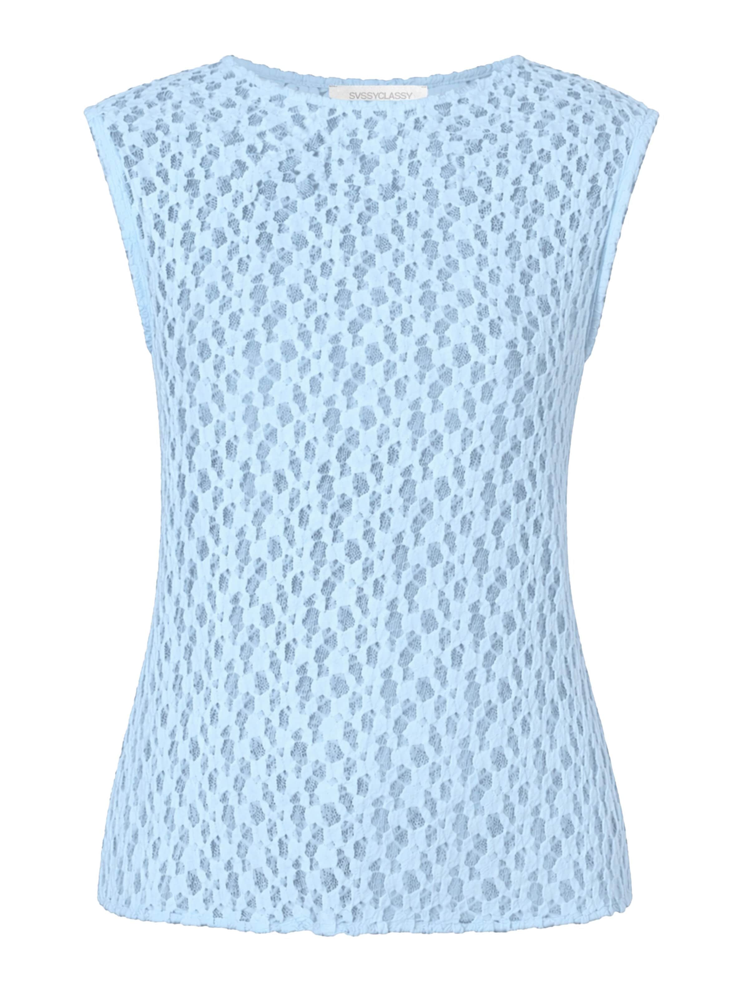 SASSYCLASSY Top in Blue: front