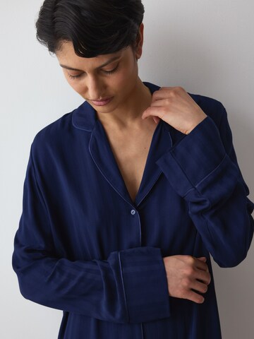 Chemise de nuit ' Red Label Amourette Jacquard ' TRIUMPH en bleu
