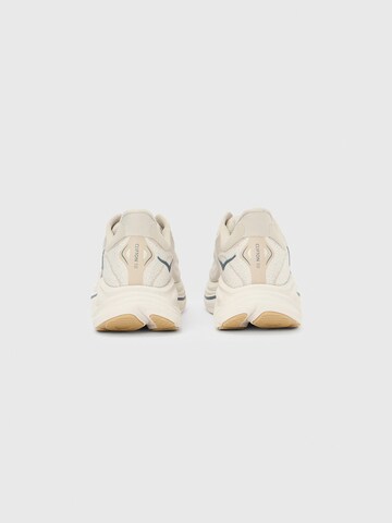 HOKA Обувь для бега 'CLIFTON 10' в Белый