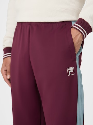 Loosefit Pantaloni 'Como' di FILA in rosso