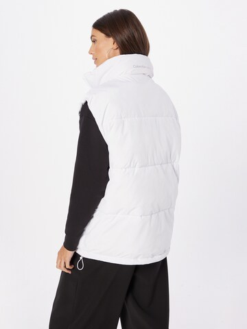 Gilet Calvin Klein Jeans en blanc