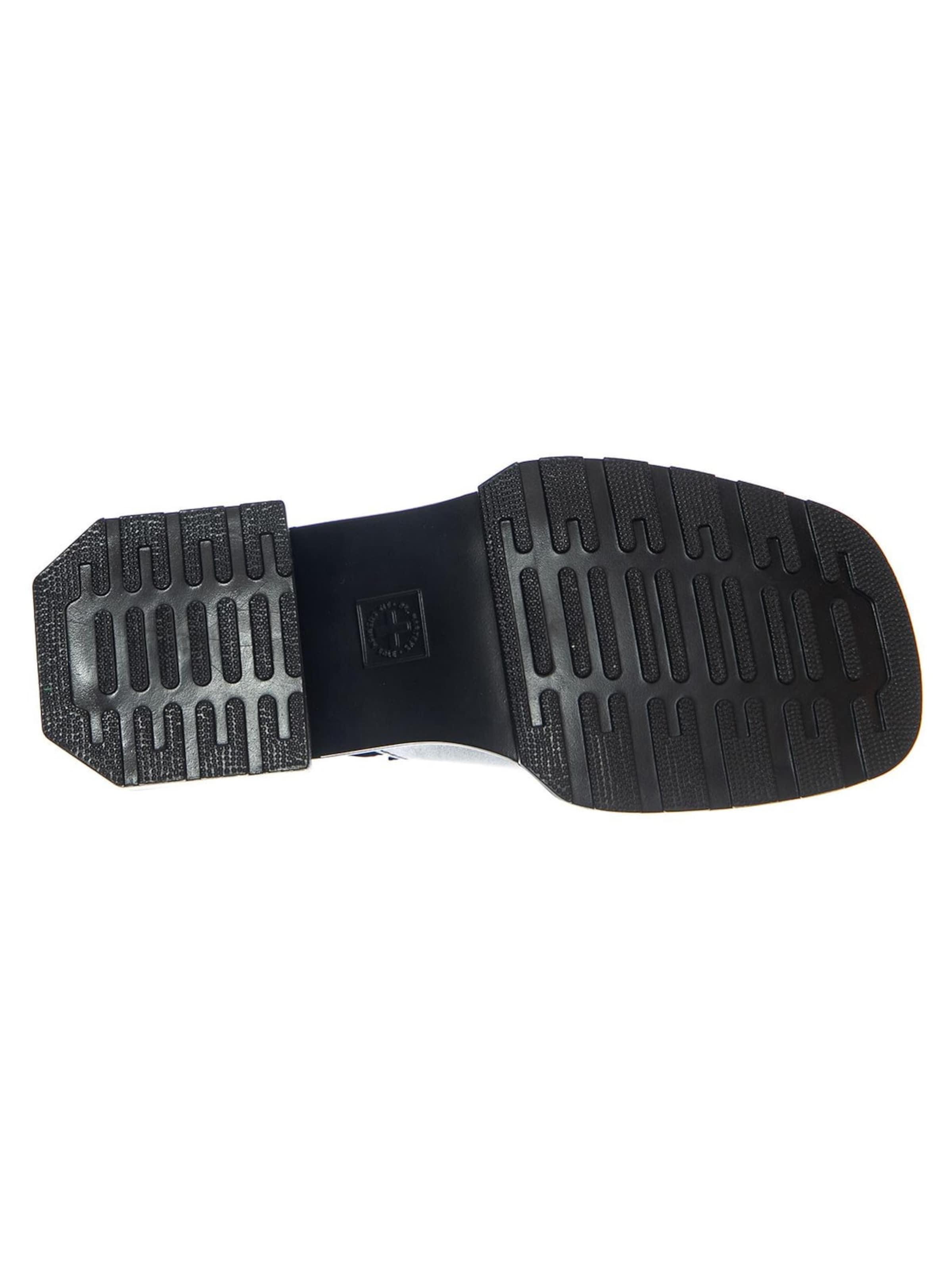 Dr. Martens Classic Flats 'Maybole' in Black