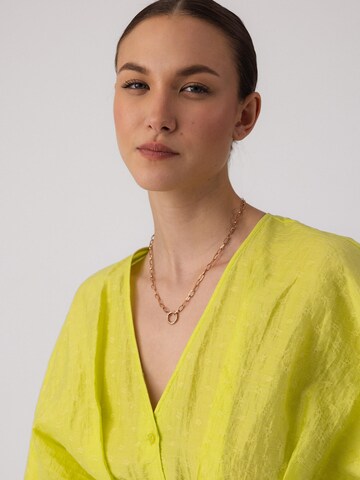 PURELEI Ketting 'Glow Charm' in Goud: voorkant