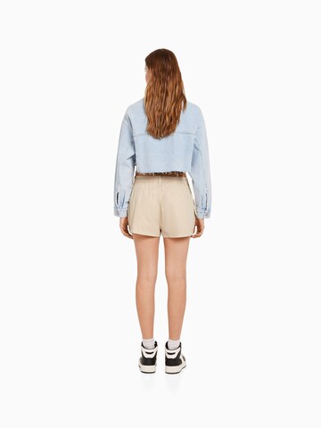 Bershka Loosefit Shorts in Beige