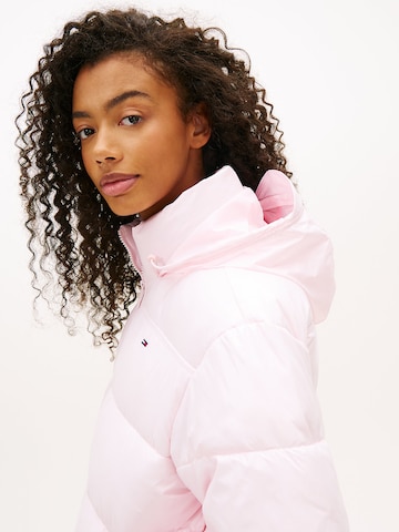 Tommy Jeans Übergangsjacke in Pink