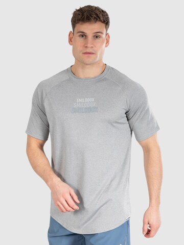 T-Shirt fonctionnel Smilodox en gris : devant