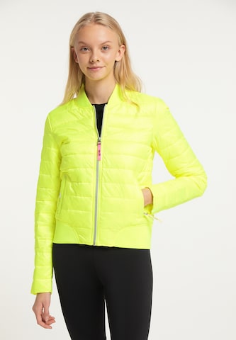 myMo ATHLSR Between-Season Jacket in Yellow: front