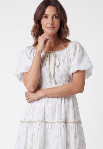 Robe Usha en blanc