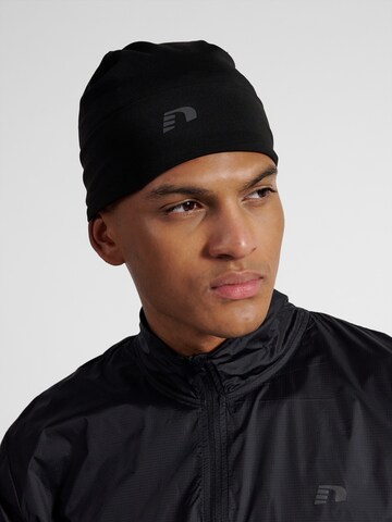 Newline Sportmuts in Zwart