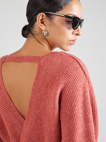 ABOUT YOU Sweater 'Joaline' in Pink