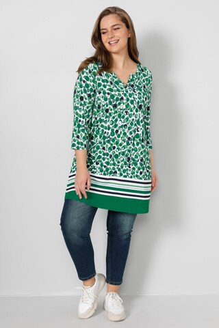 Janet & Joyce Tunic in Green