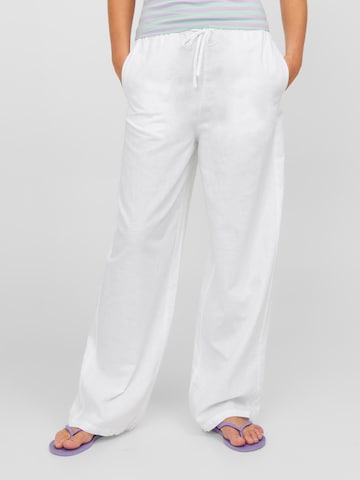 JJXX Wide leg Trousers 'Lora' in White: front