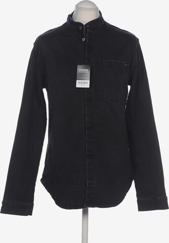 tigha Button Up Shirt in L in Black: front