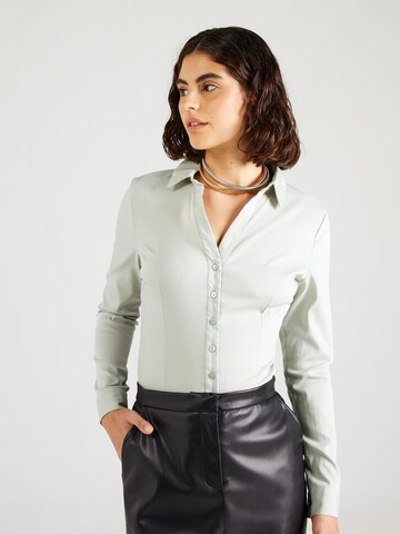 Camicia da donna 'Felicitas' di ABOUT YOU in verde: frontale