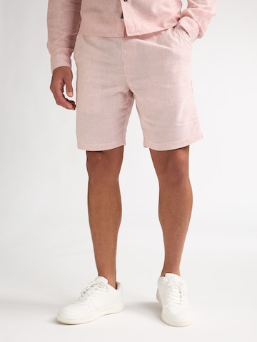 Petrol Industries Обычный Брюки-чинос в Ярко-розовый: спереди