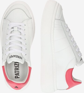 PATRIZIA PEPE Sneakers in White