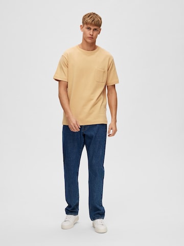 T-Shirt 'Relax Soon' SELECTED HOMME en beige
