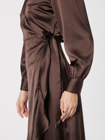 OBJECT Dress 'Sateen' in Brown