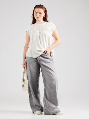 Vero Moda Curve Blouse 'VMDebbie' in White