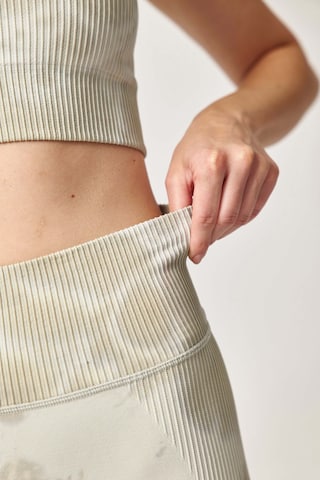 Skinny Pantaloni sportivi 'Sydney' di OCEANSAPART in grigio