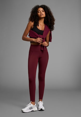FAYN SPORTS Slim fit Workout Pants in Red