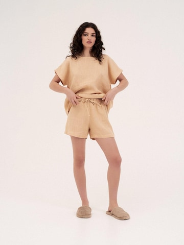 AmourLinen Pyjama 'Cloud Nine' in Geel