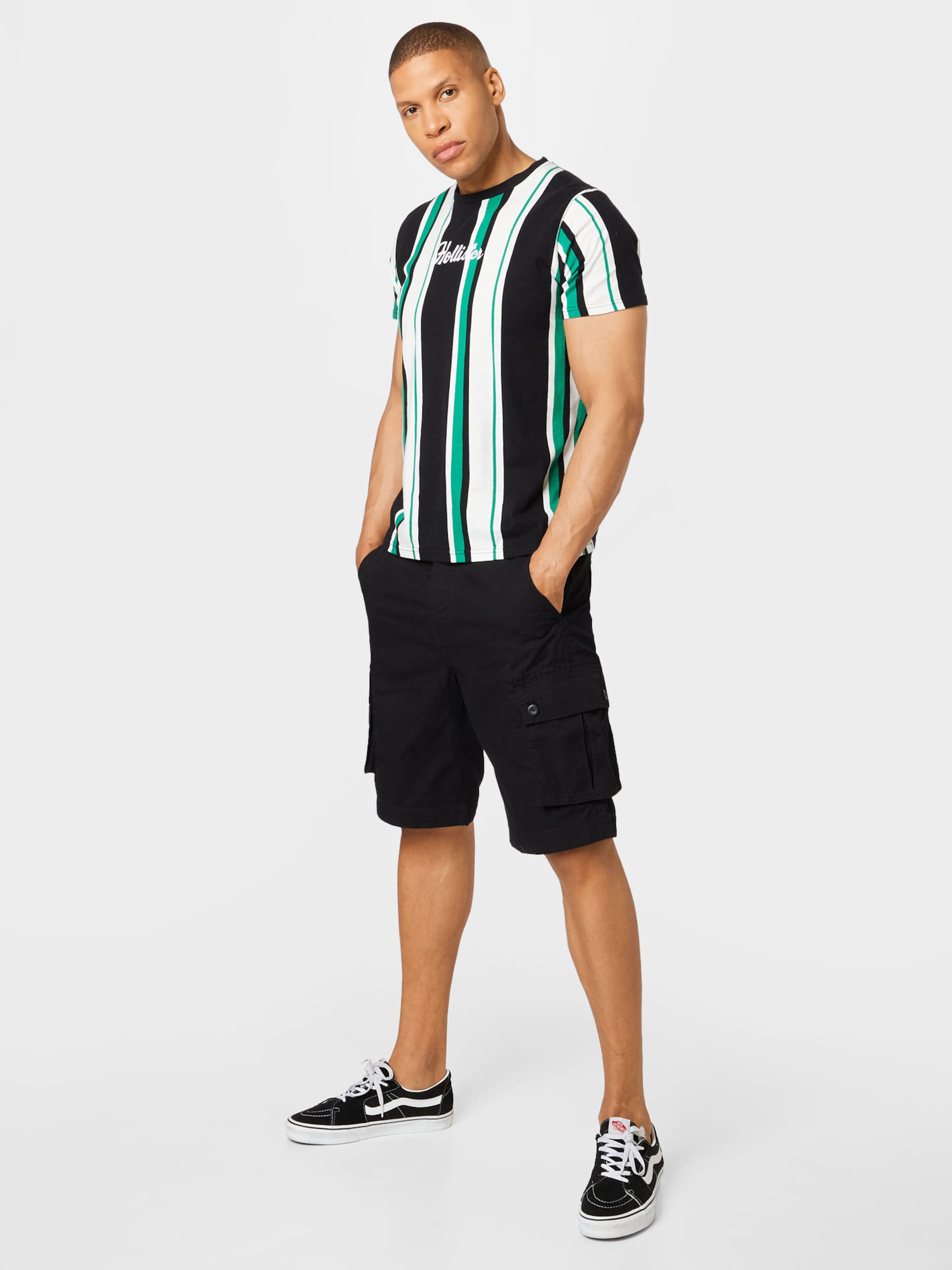 Männer Hosen UNITED COLORS OF BENETTON Shorts in Schwarz - SF48761 Männer Hosen UNITED COLORS OF BENETTON Shorts in Schwarz - SF48761