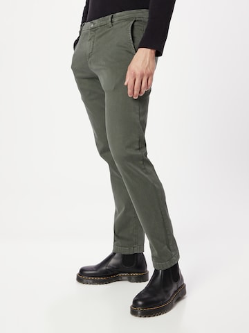 REPLAYSlimfit Chino hlače 'Benni' - zelena boja: prednji dio