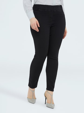 Fiorella Rubino Skinny Jeans in Zwart