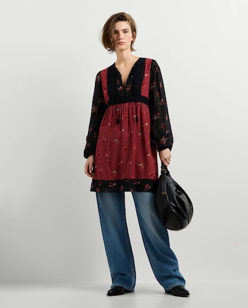 Tunica 'Guillena' di Pepe Jeans in nero: frontale