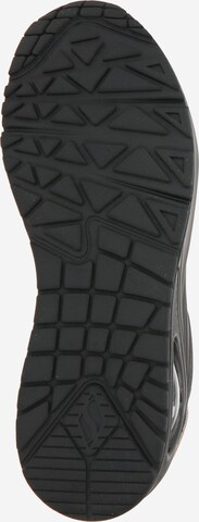 Baskets basses 'Uno' SKECHERS en noir