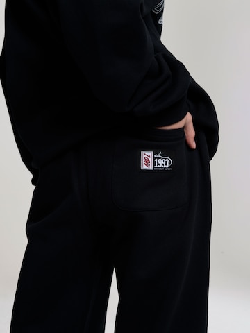 AND1 Обычный Штаны в Черный