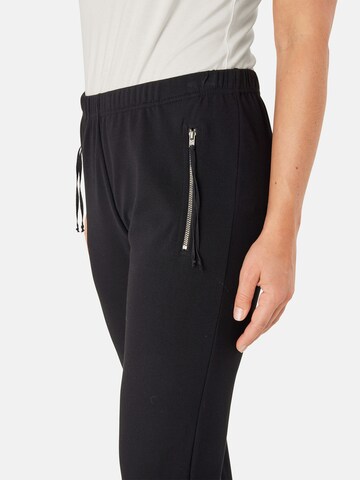 Masai Tapered Pants 'Parissi' in Black