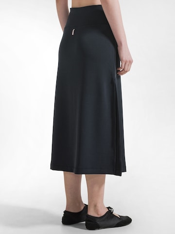 DEHA Skirt in Black