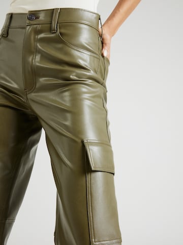 Loosefit Pantaloni cargo 'CURVE LOVE' di Abercrombie & Fitch in verde