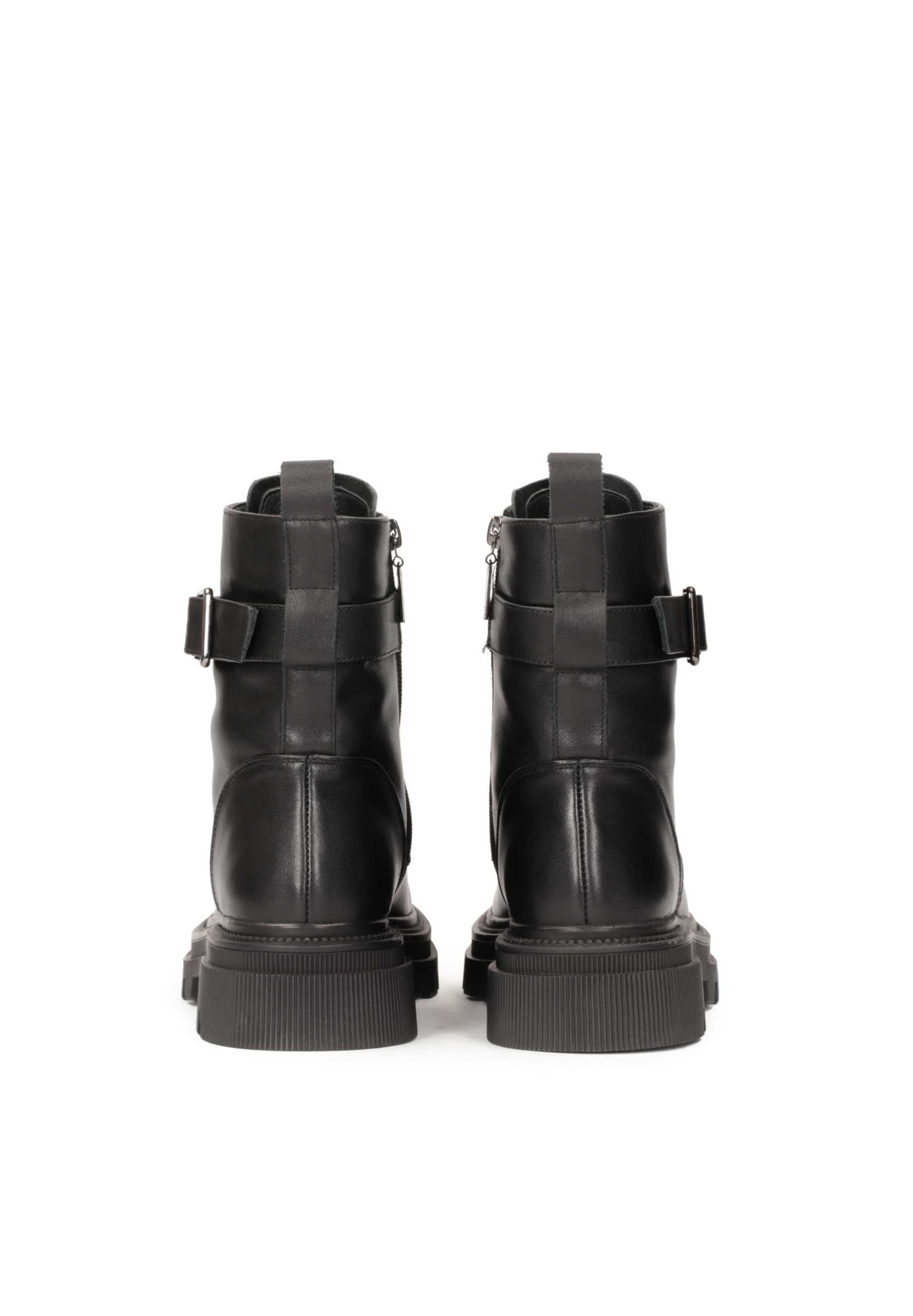 melns Kazar Sienamie zābaki