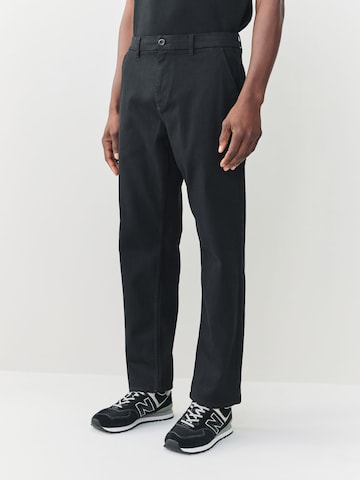 Next Normální Chino kalhoty – černá: přední strana